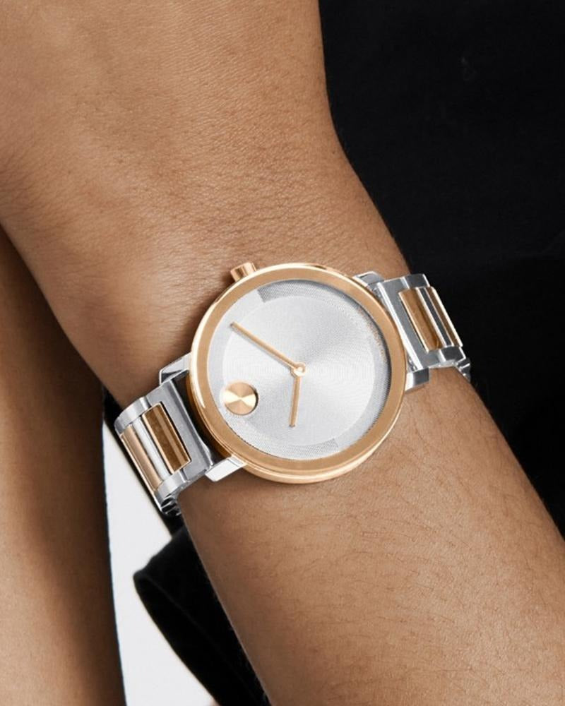 Bold Women Quartz Silver Dial Analog Stainless Steel Watch 3601141