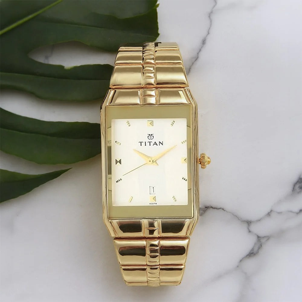 Titan Analog with Date Silver Dial Metal Strap watch for Men - NU9151YM01