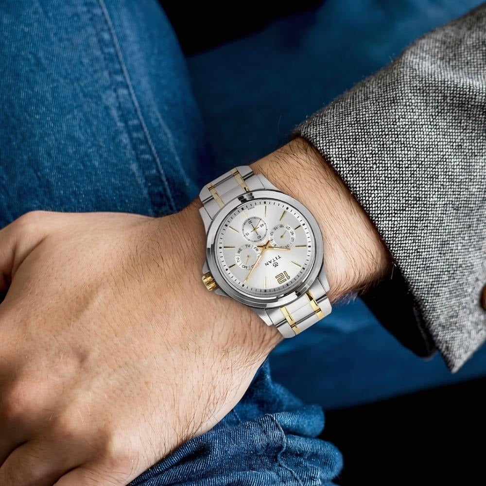 Titan Workwear Silver Dial Men's's Watch NT1698BM01